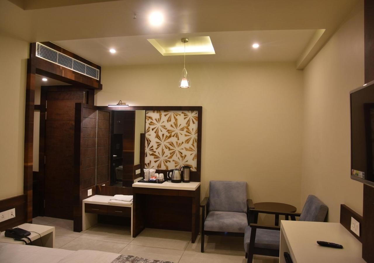 Hotel Shanti Vilas Baran Exterior photo