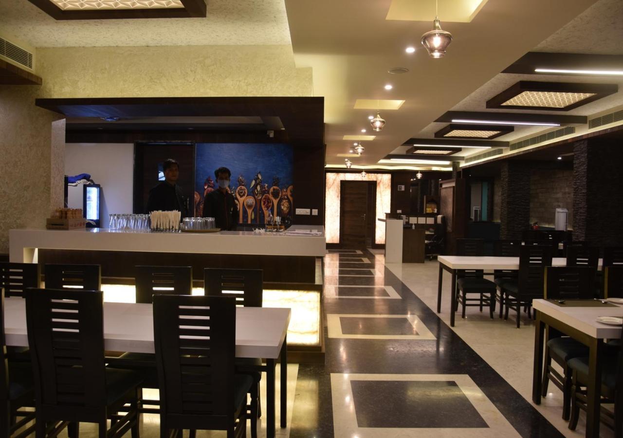 Hotel Shanti Vilas Baran Exterior photo