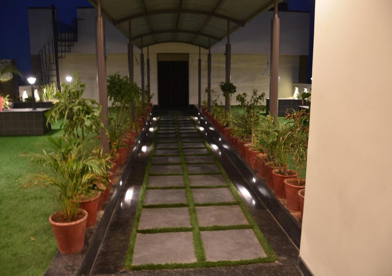 Hotel Shanti Vilas Baran Exterior photo